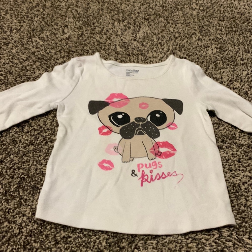 Baby Gap “pugs & kisses” shirt. Size 2